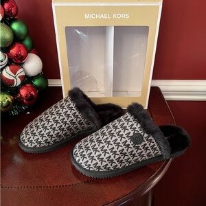 Michael Kors Janis Slippers
